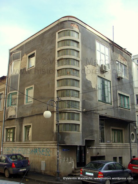 Art Deco style apartment building, Bucharest