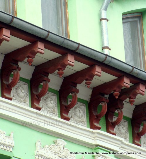 Art Nouveau style roof eave, Buzau