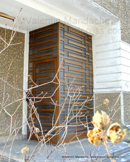 Art Deco style doorway, Bucharest