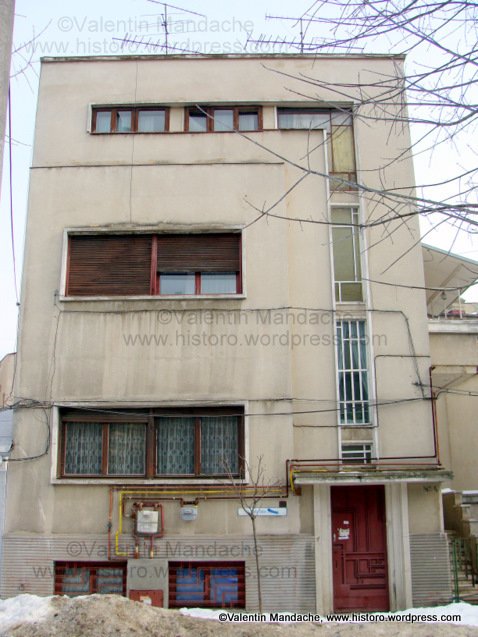 Modernist design house, Bucharest Modernist design house, Bucharest (Valentin Mandache)