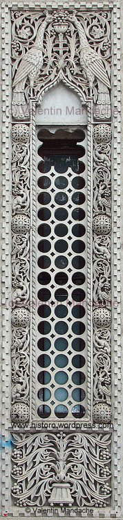 Neo-Romanian style window decoration, Bucharest