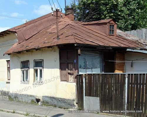 "Mahala" type house, 1900s, Targoviste
