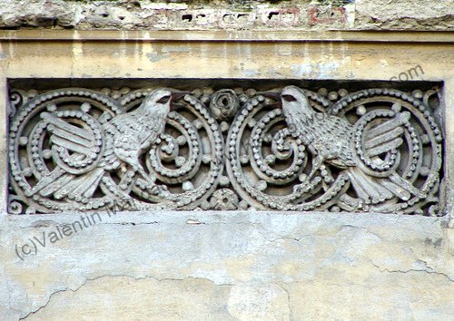 Art Deco style architectural panel with jay motifs, Bucharest