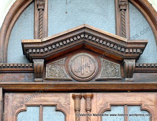 Neo-Romanian style doorway, Bucharest