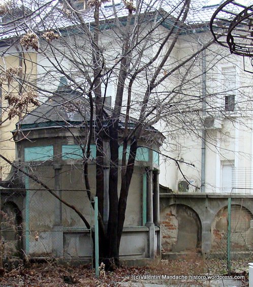 Neo-Romanian style garden pavilion, Bucharest