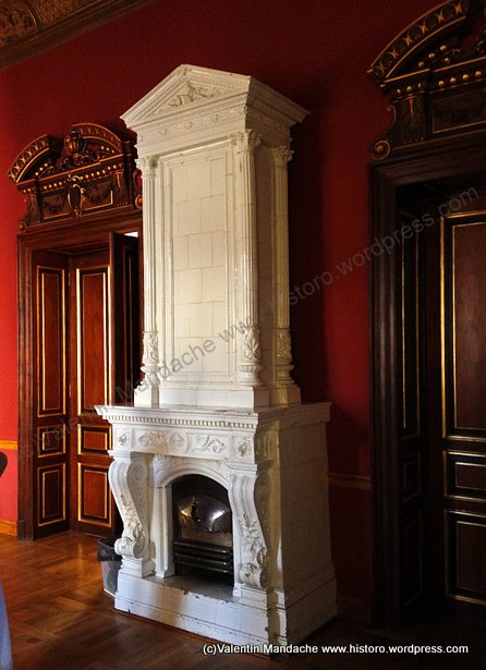 Bucharest Little Paris style house interior